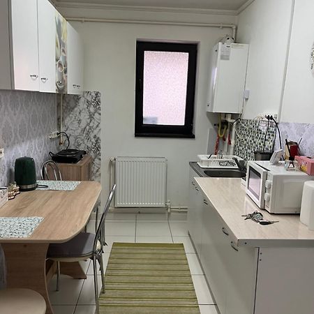 דבה Apartament Octav מראה חיצוני תמונה