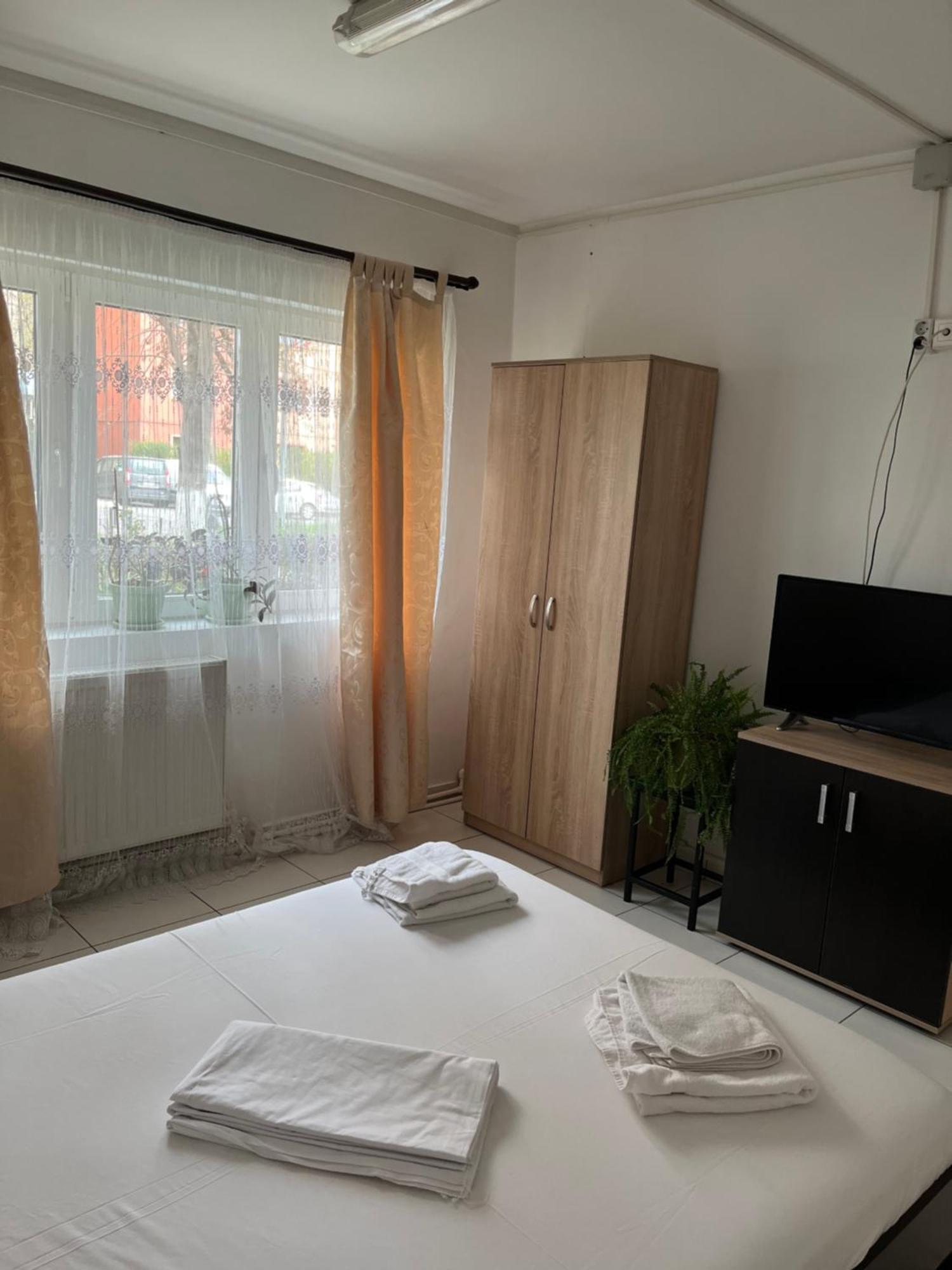 דבה Apartament Octav מראה חיצוני תמונה